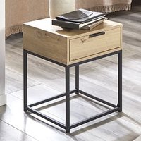 Kodiak Medium Wooden Bedside Cabinet With 1 Drawer In Oak